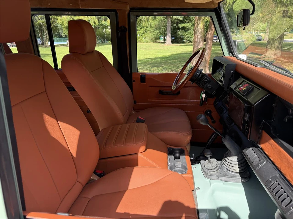 1999 Land Rover Defender 110 - Image 3 of 31