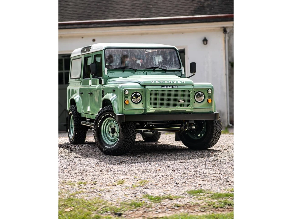 1999 Land Rover Defender 110 - Image 13 of 31