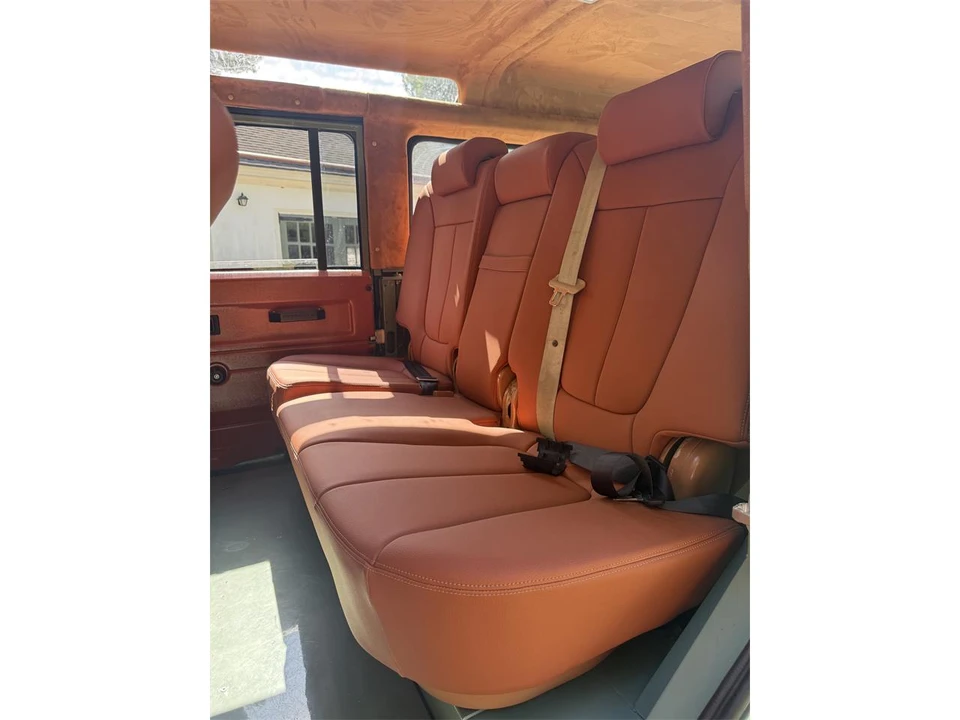 1999 Land Rover Defender 110 - Image 19 of 31