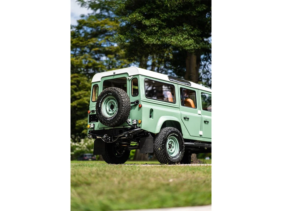 1999 Land Rover Defender 110 - Image 28 of 31