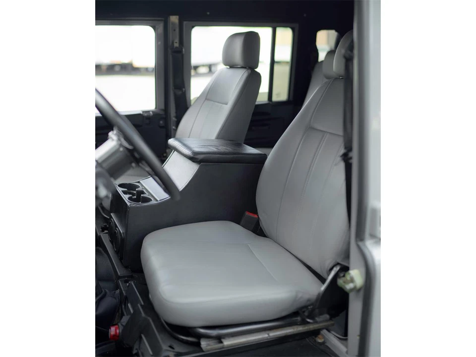 1999 Land Rover Defender 110 - Image 2 of 31