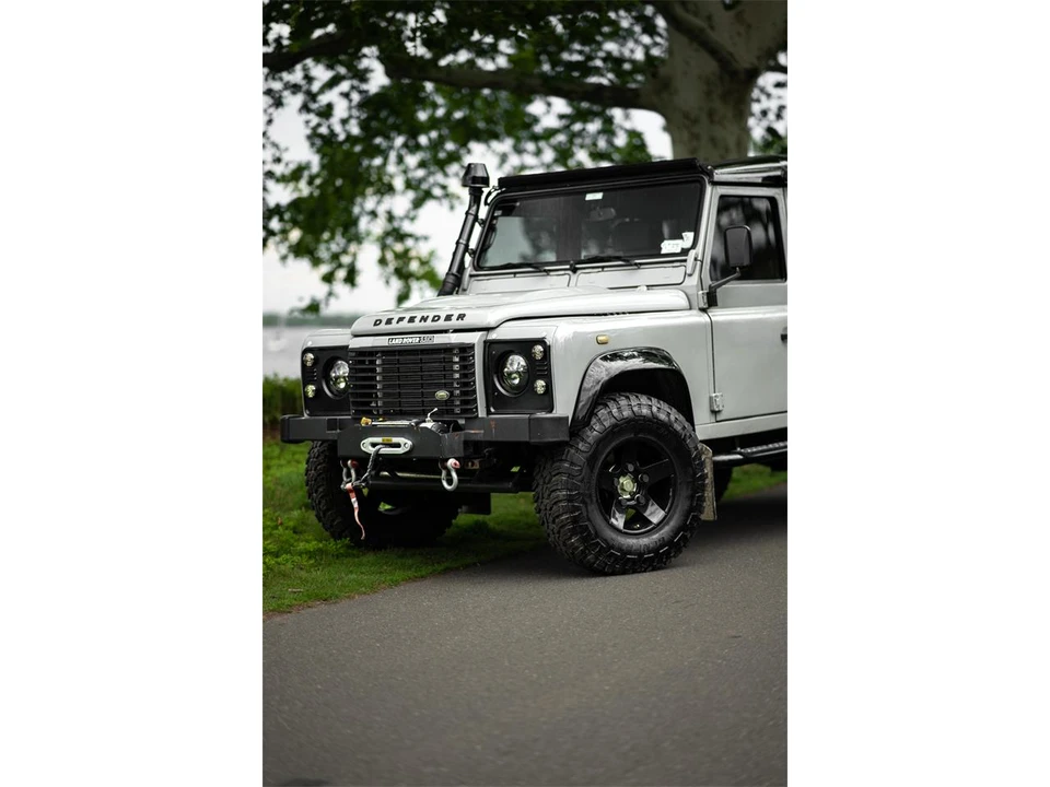 1999 Land Rover Defender 110 - Image 7 of 31