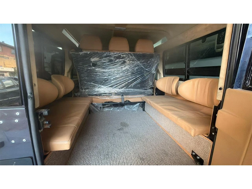 1999 Land Rover Defender 110 - Image 16 of 23