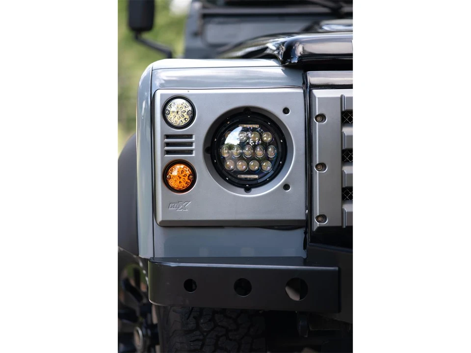 1999 Land Rover Defender 110 - Image 9 of 31