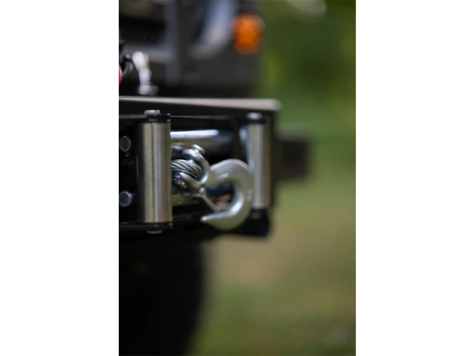 1999 Land Rover Defender 110 - Image 15 of 31