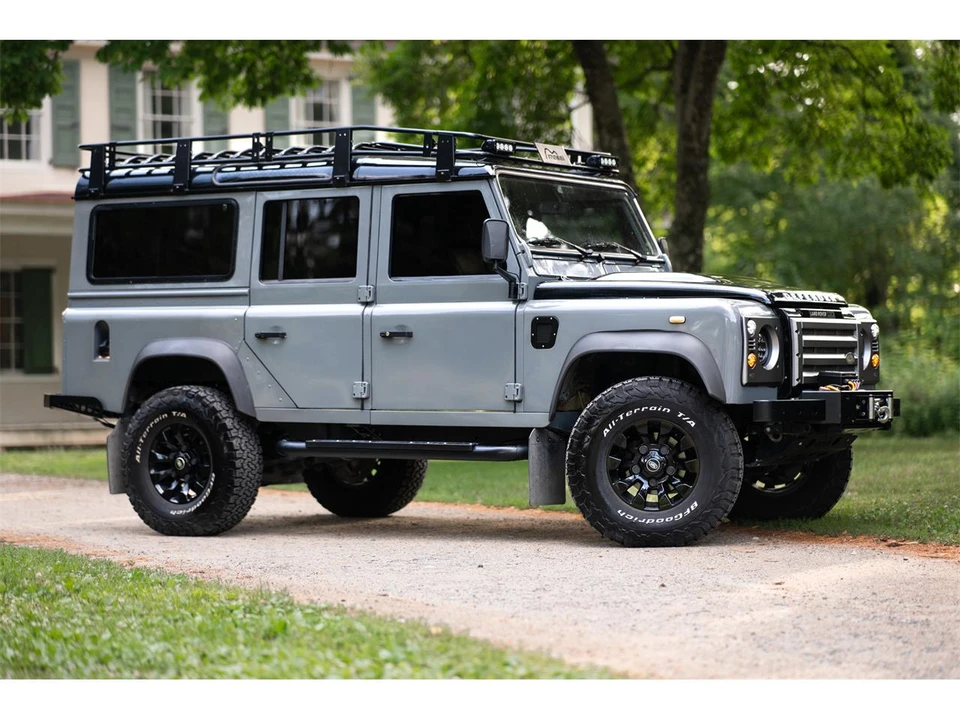 1999 Land Rover Defender 110 - Image 19 of 31
