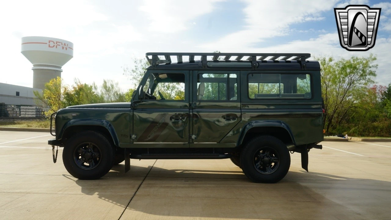 1999 Land Rover Defender 110 - Image 4 of 21