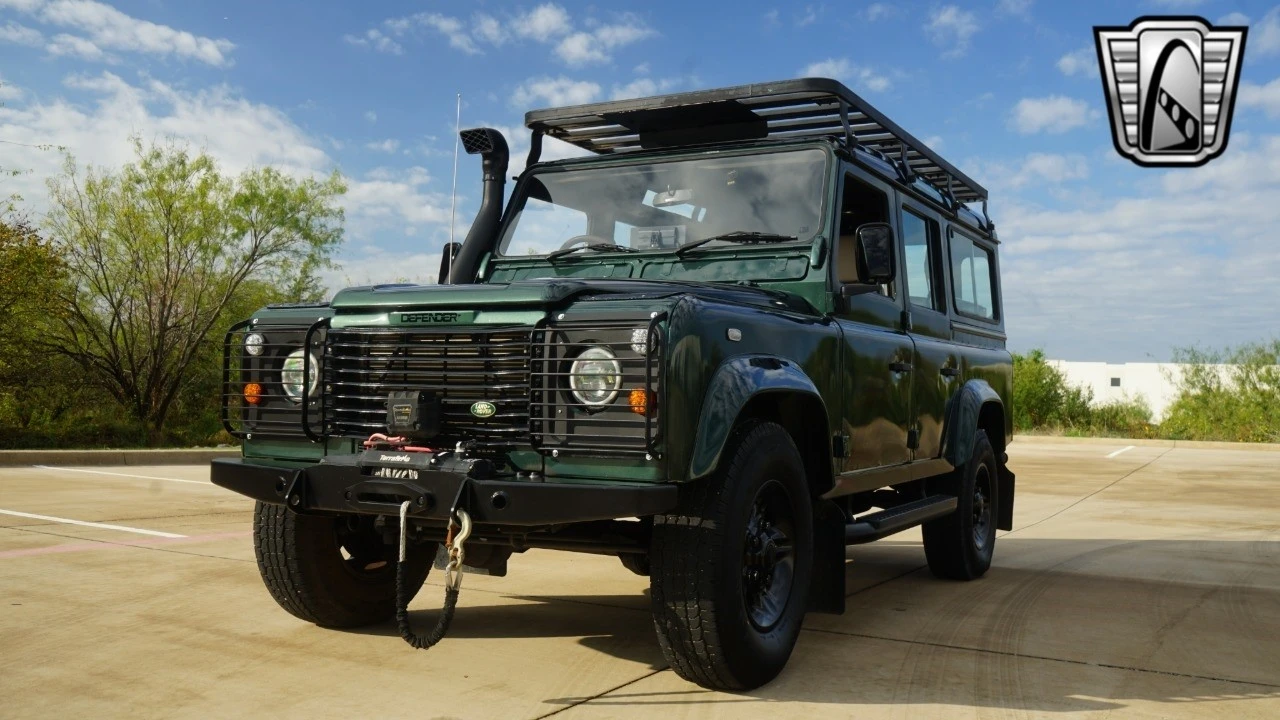 1999 Land Rover Defender 110 - Image 3 of 21