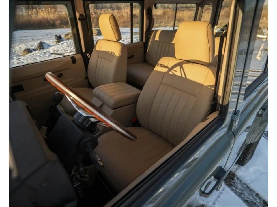 1999 Land Rover Defender 110 - Image 5 of 17
