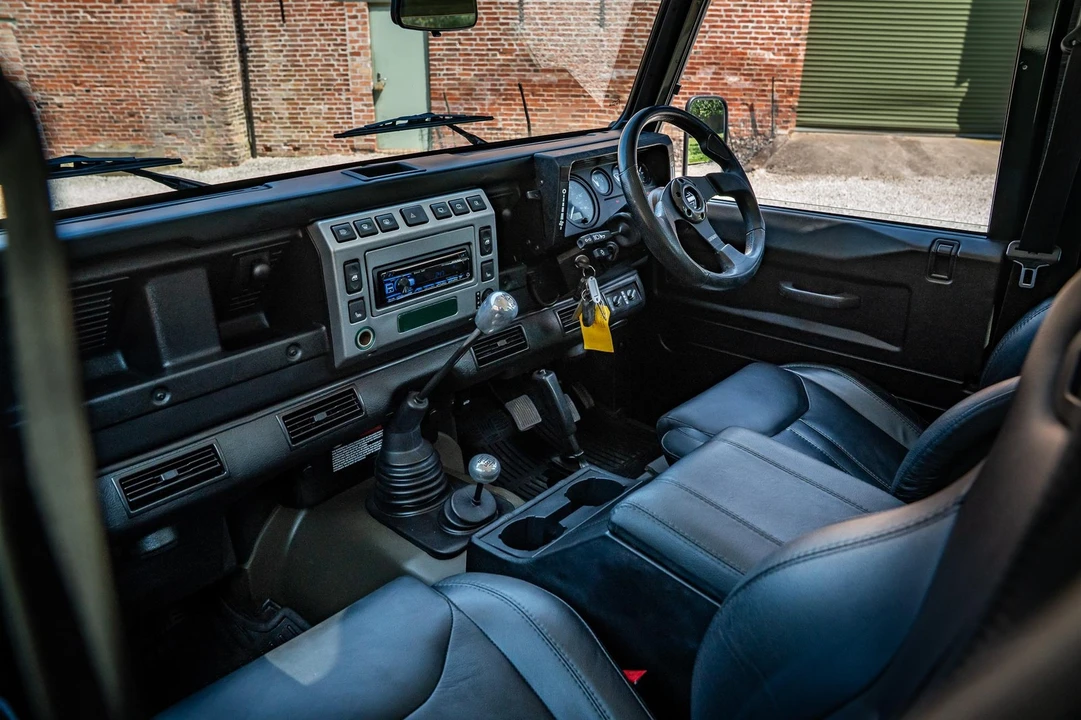 1999 Land Rover Defender 110 - Image 21 of 21
