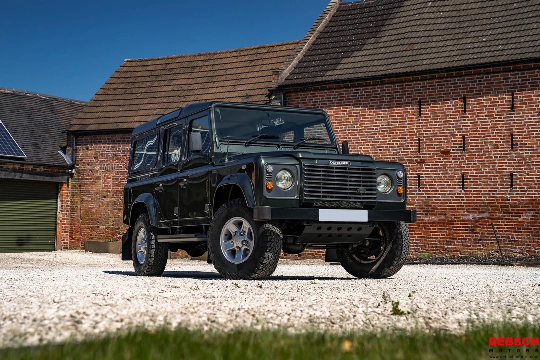1999 Land Rover Defender 110 - Image 2 of 21