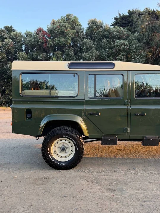 1999 Land Rover Defender 110 - Image 15 of 20
