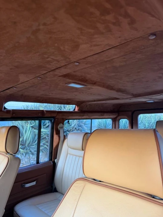 1999 Land Rover Defender 110 - Image 17 of 20