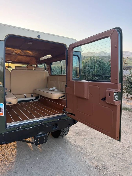 1999 Land Rover Defender 110 - Image 10 of 20