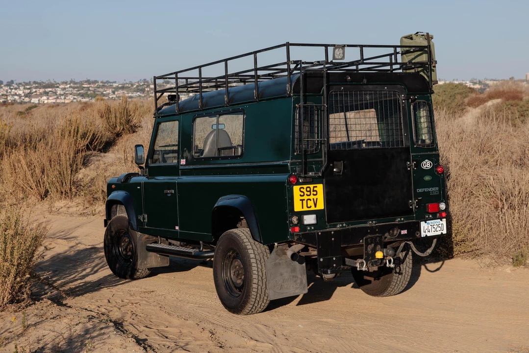 1999 Land Rover Defender 110 - Image 14 of 31