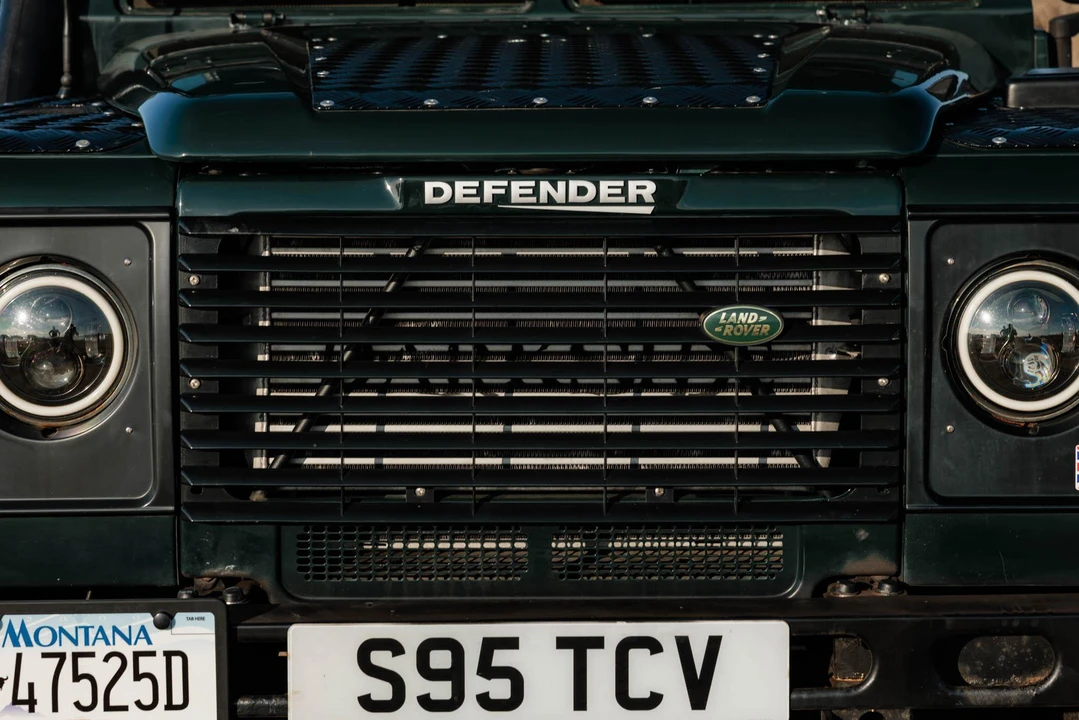 1999 Land Rover Defender 110 - Image 29 of 31