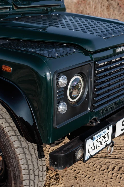 1999 Land Rover Defender 110 - Image 24 of 31