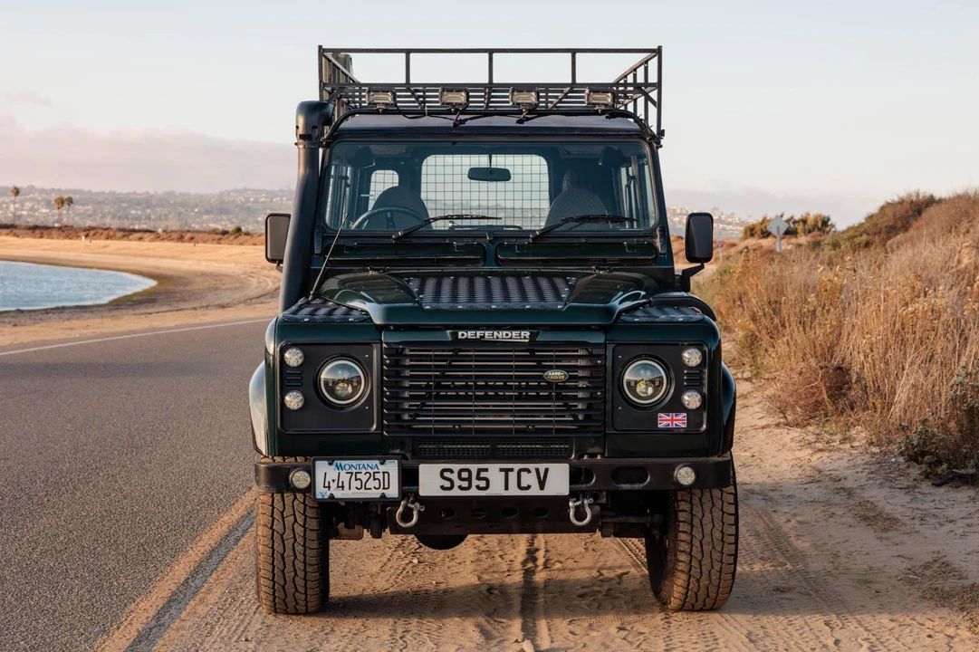 1999 Land Rover Defender 110 - Image 2 of 31