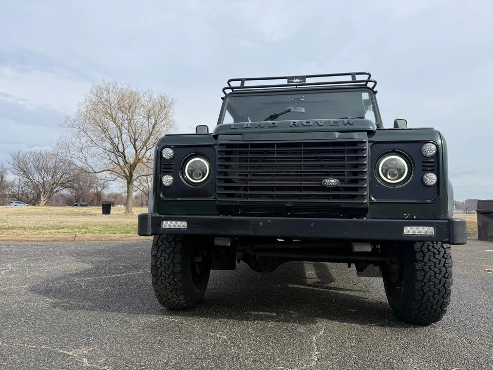 1999 Land Rover Defender 110 - Image 7 of 31