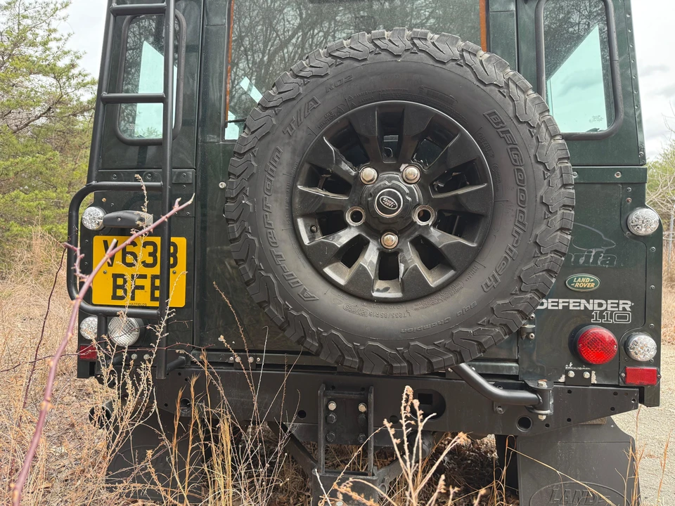 1999 Land Rover Defender 110 - Image 12 of 31