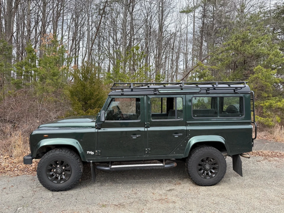1999 Land Rover Defender 110 - Image 10 of 31
