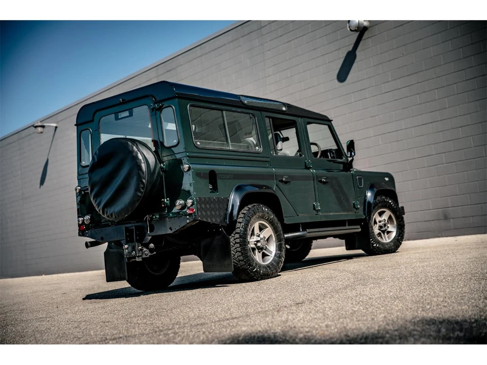 1999 Land Rover Defender 110 - Image 13 of 31