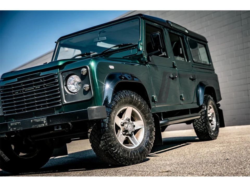 1999 Land Rover Defender 110 - Image 4 of 31