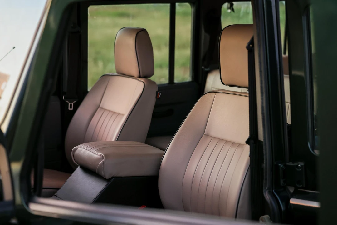 1999 Land Rover Defender 110 - Image 30 of 31