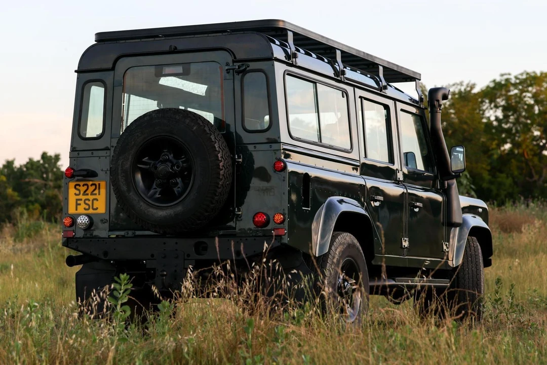 1999 Land Rover Defender 110 - Image 4 of 31