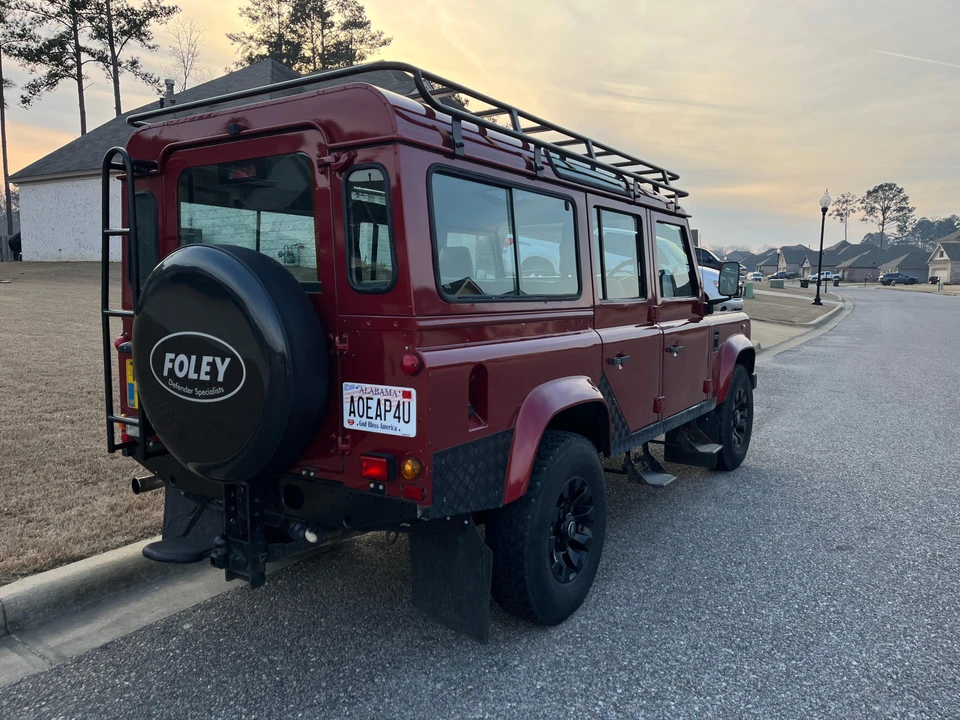 1999 Land Rover Defender 110 - Image 9 of 31