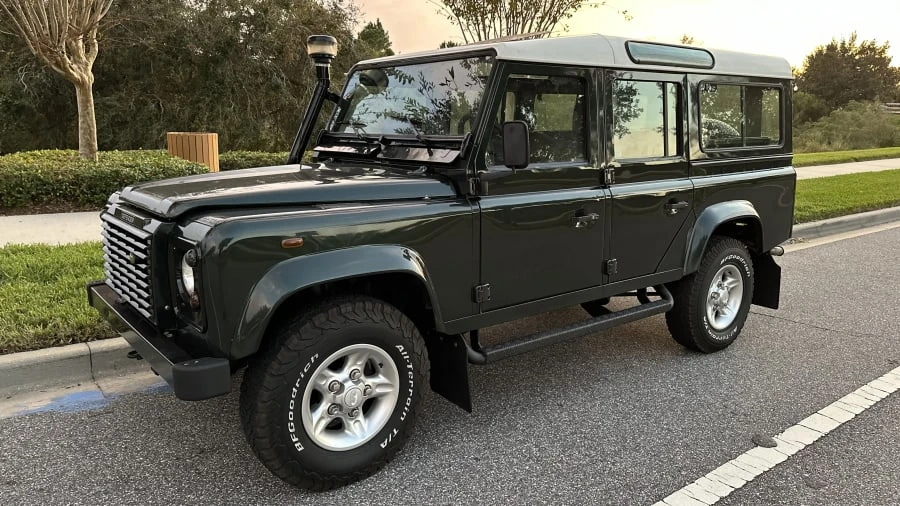 1999 Land Rover Defender 110 - Image 18 of 31
