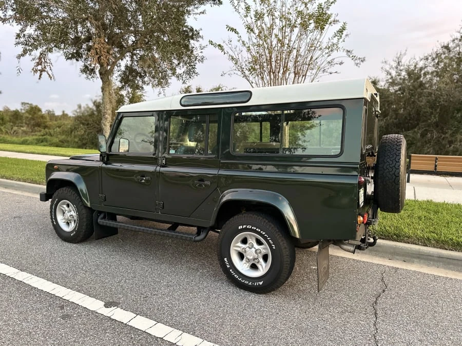1999 Land Rover Defender 110 - Image 22 of 31
