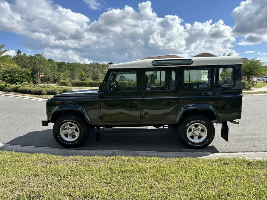 1999 Land Rover Defender 110 - Image 6 of 31