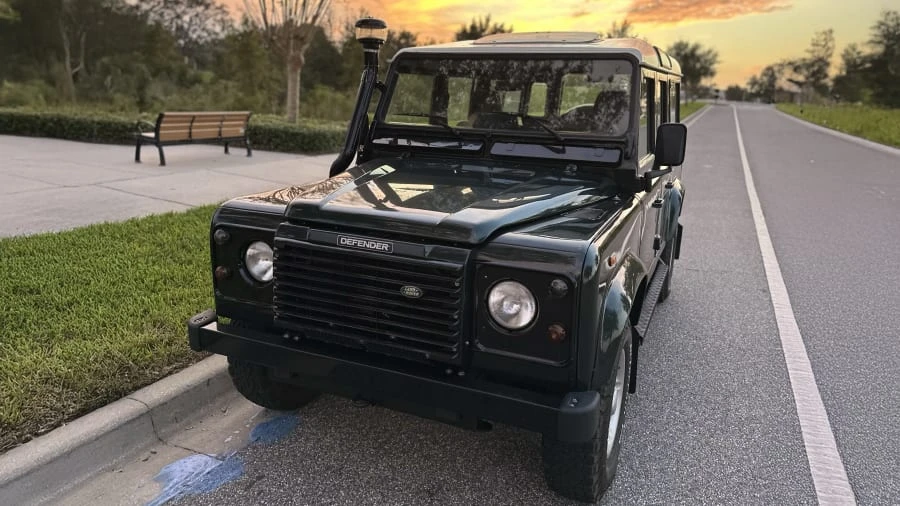 1999 Land Rover Defender 110 - Image 19 of 31