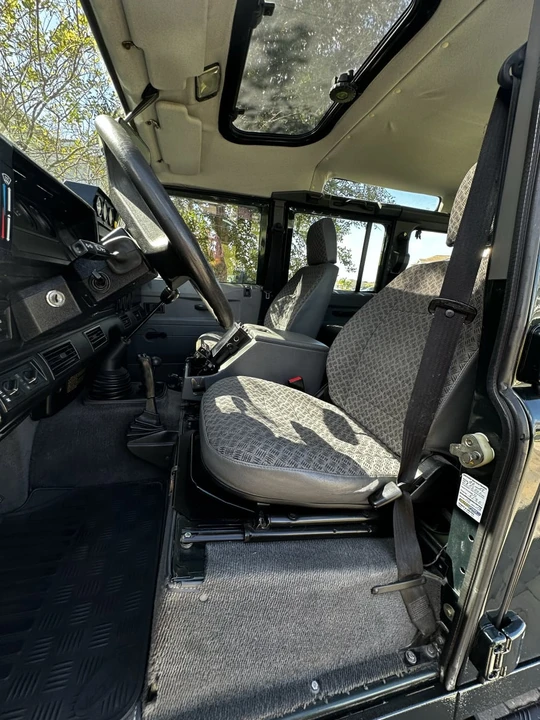 1999 Land Rover Defender 110 - Image 27 of 31