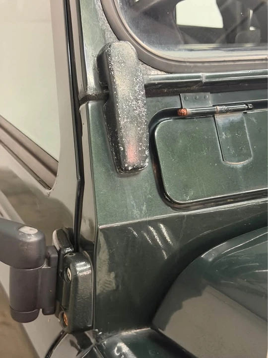 1999 Land Rover Defender 110 - Image 7 of 8