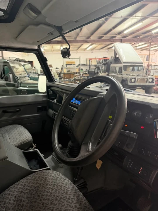 1999 Land Rover Defender 110 - Image 2 of 8
