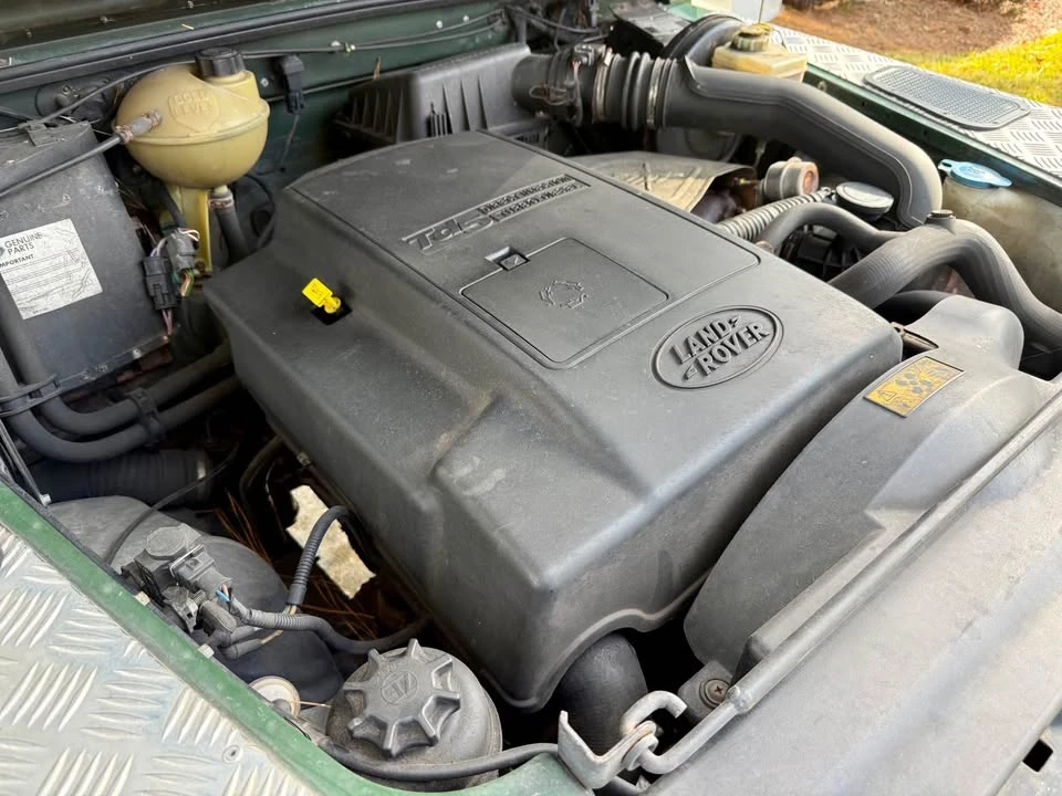 1999 Land Rover Defender 110 - Image 10 of 14