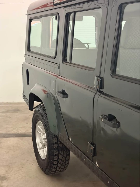 1999 Land Rover Defender 110 - Image 8 of 8
