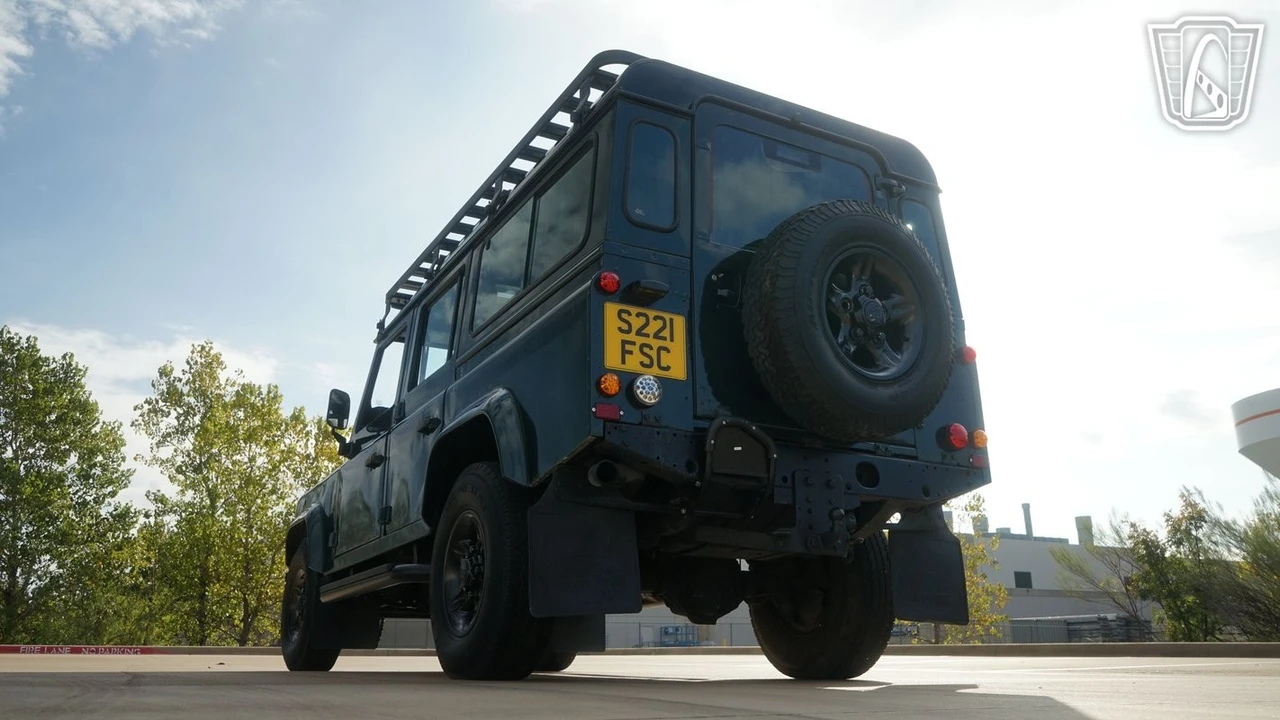 1999 Land Rover Defender 110 - Image 12 of 12