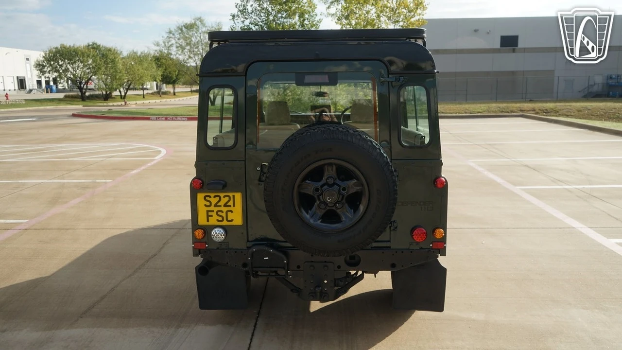1999 Land Rover Defender 110 - Image 13 of 21