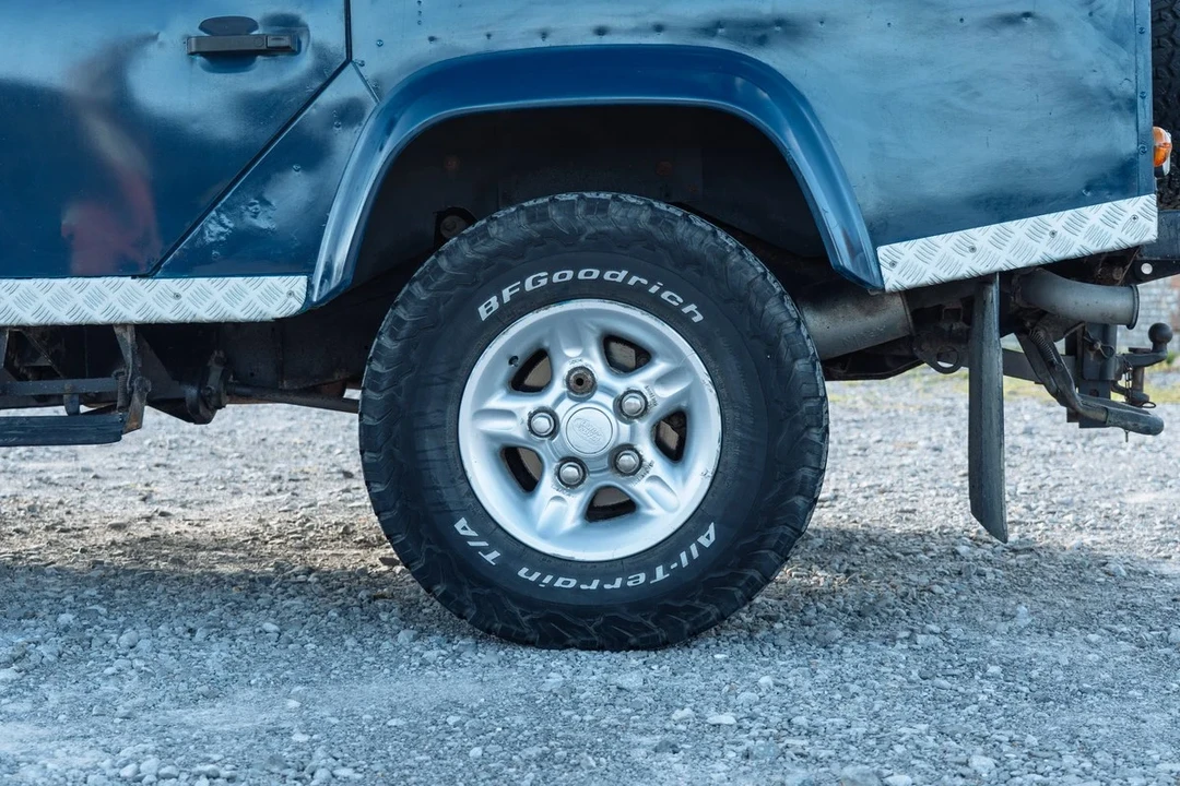1999 Land Rover Defender 110 - Image 30 of 30