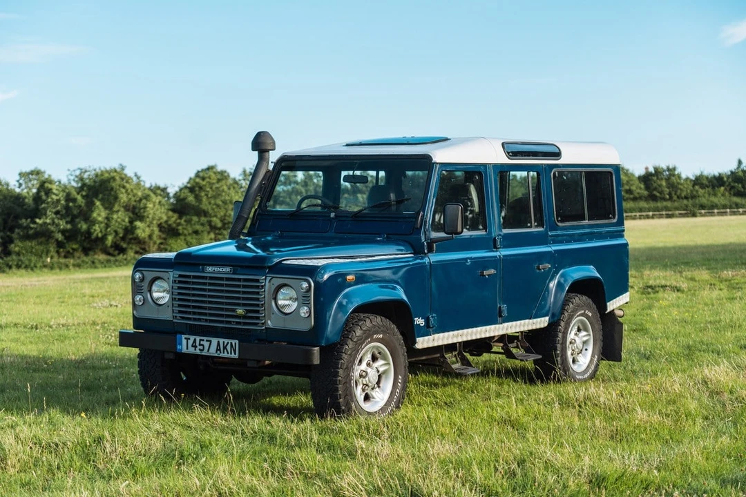 1999 Land Rover Defender 110 - Image 28 of 30