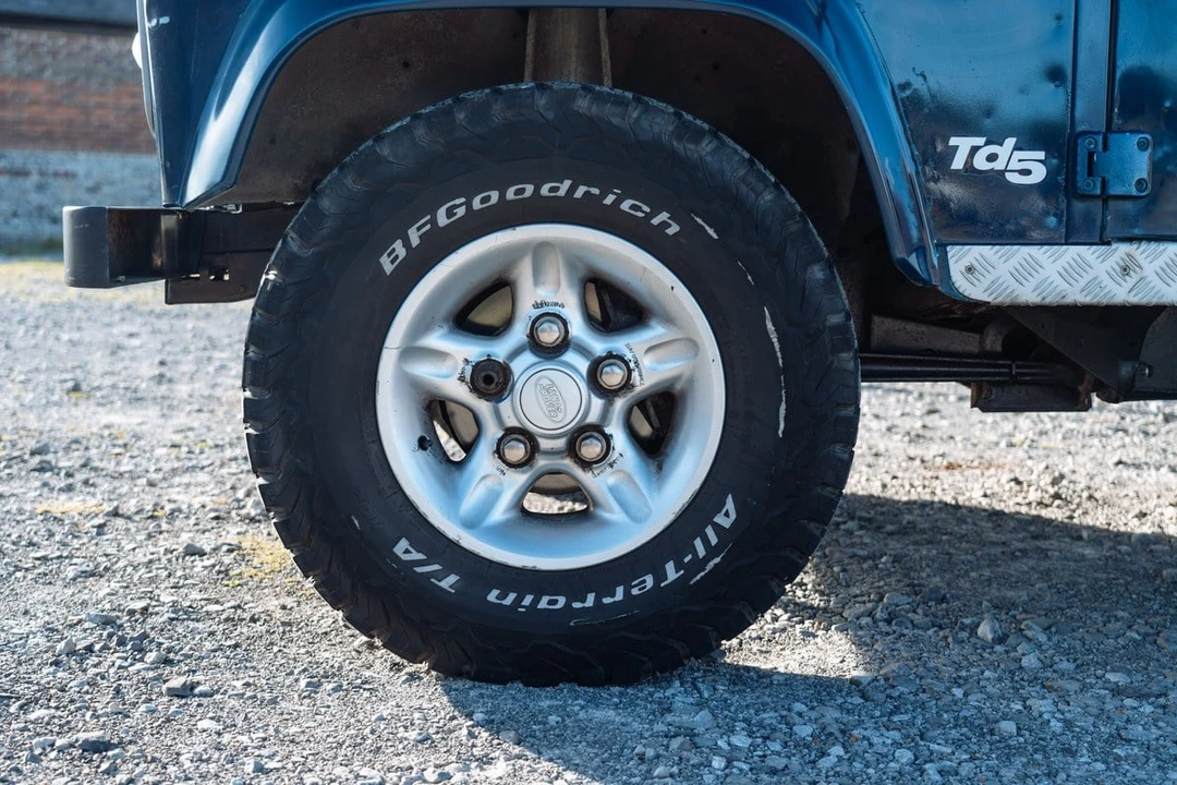 1999 Land Rover Defender 110 - Image 30 of 30