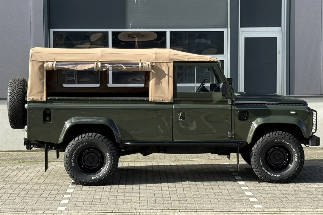 1999 Land Rover Defender 110 - Image 3 of 9