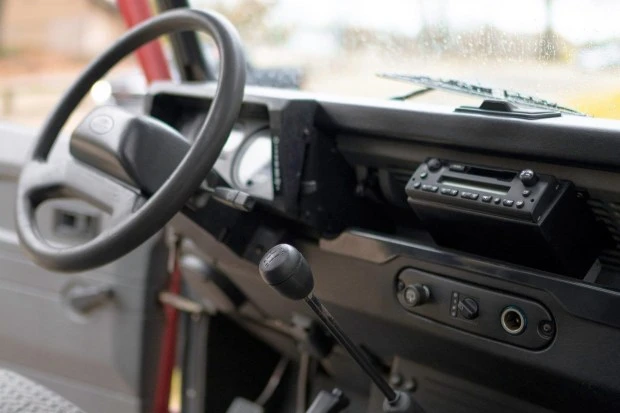 1999 Land Rover Defender 110 - Image 5 of 7