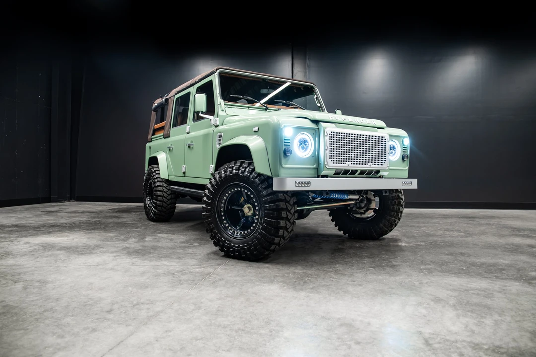 1999 Land Rover Defender 110 - Image 22 of 31