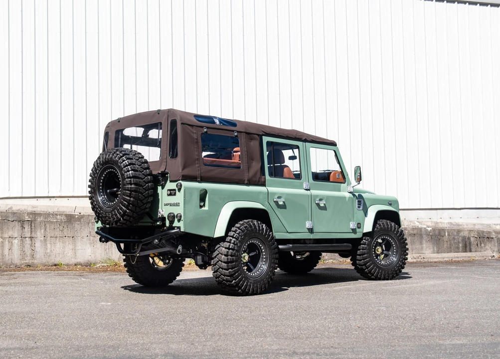 1999 Land Rover Defender 110 - Image 20 of 31