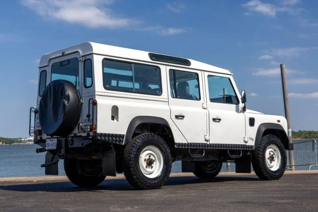 1999 Land Rover Defender 110 - Image 2 of 8