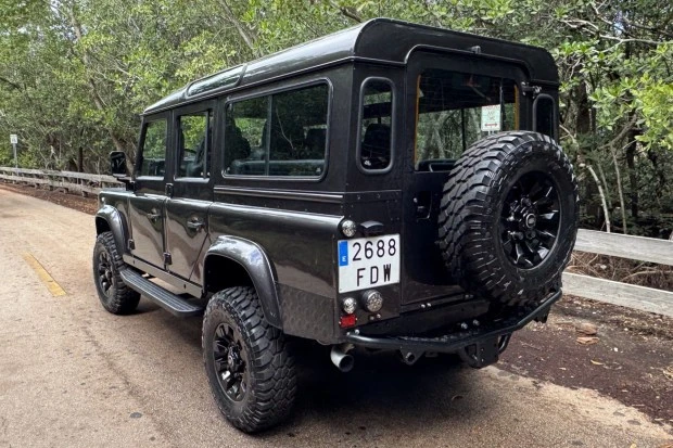 1999 Land Rover Defender 110 - Image 2 of 8